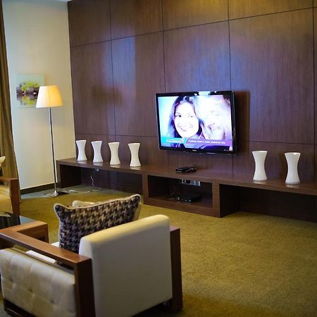 Voyage Hotel Караганда Экстерьер фото